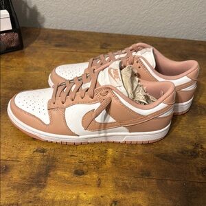 Nike Women's rose and White Sneakers. Size 9.5 and never worn